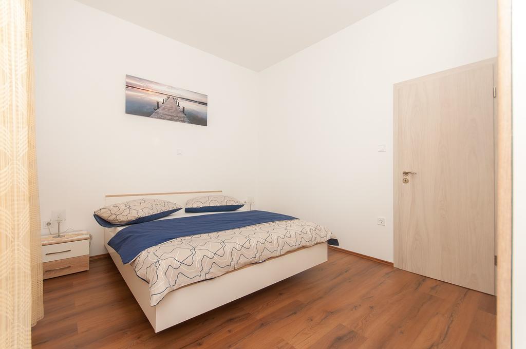Tanja Apartment Omiš Esterno foto